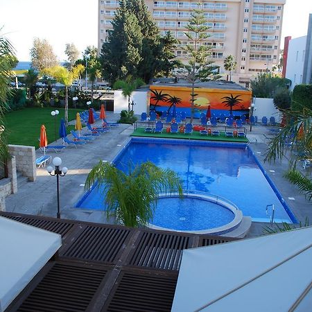 The Caravel Hotel 레메소스 외부 사진