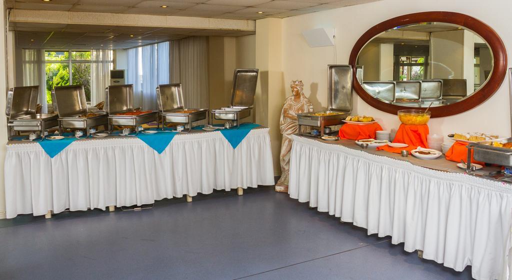 The Caravel Hotel 레메소스 외부 사진